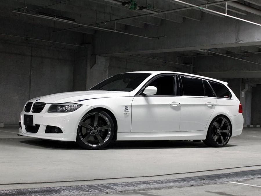  BMW 3-Series Touring by 3D Design 2008 года  (фото 4 из 11)